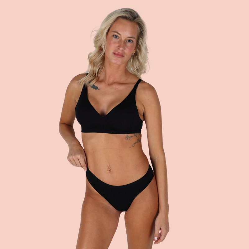 Livia - Periodenunterwäsche (String mit Verschluss)